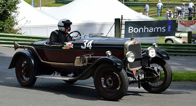 BONHAMS AND VSCC SIGN NEW FIVE-YEAR PARTNERSHIP DEAL  cover
