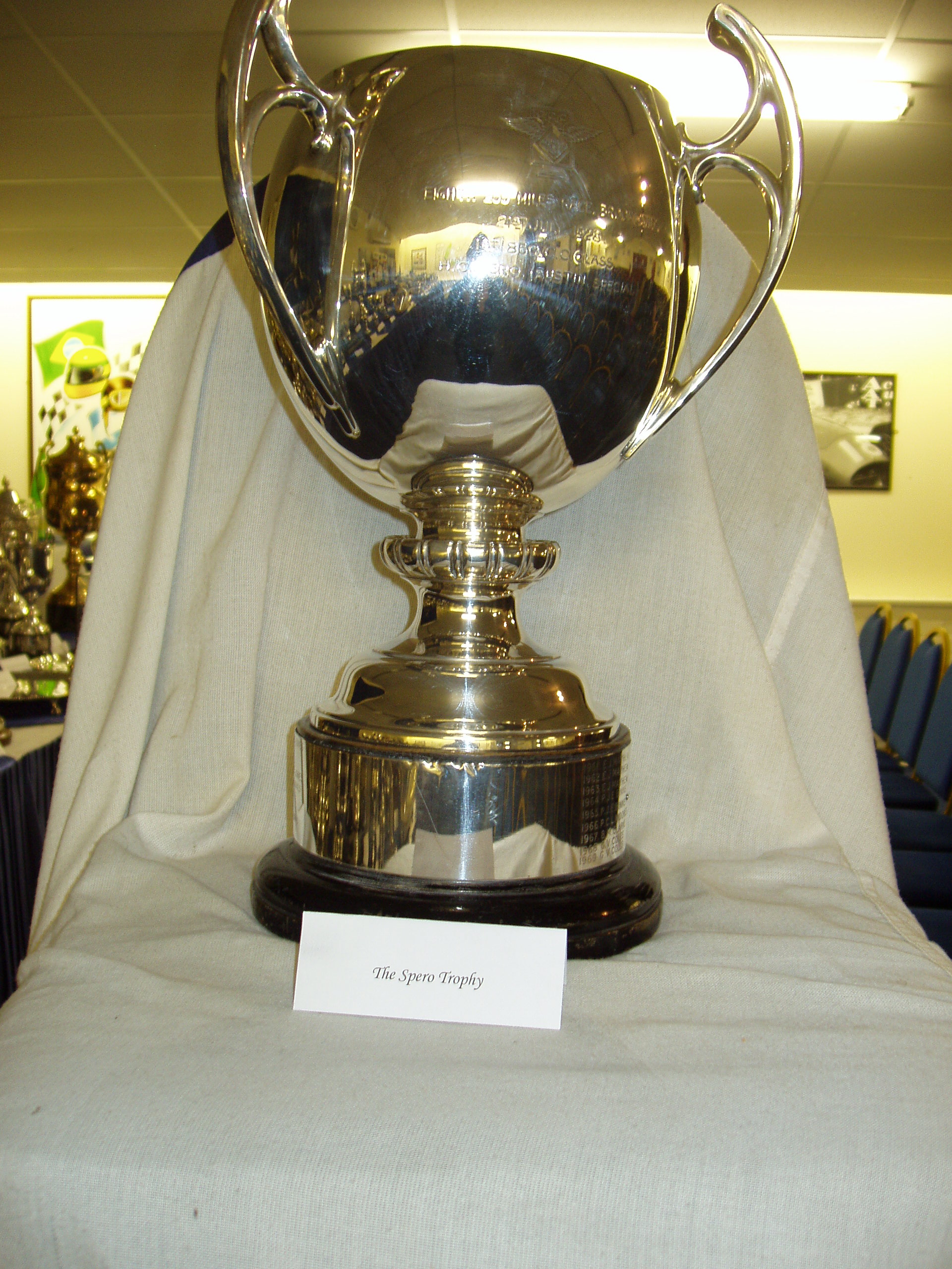 SPERO TROPHY cover